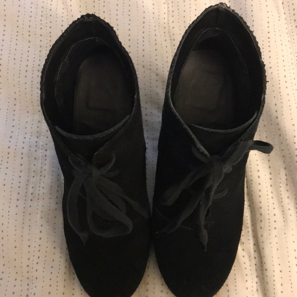 Kelsey Dagger black tie booties - Picture 2 of 5